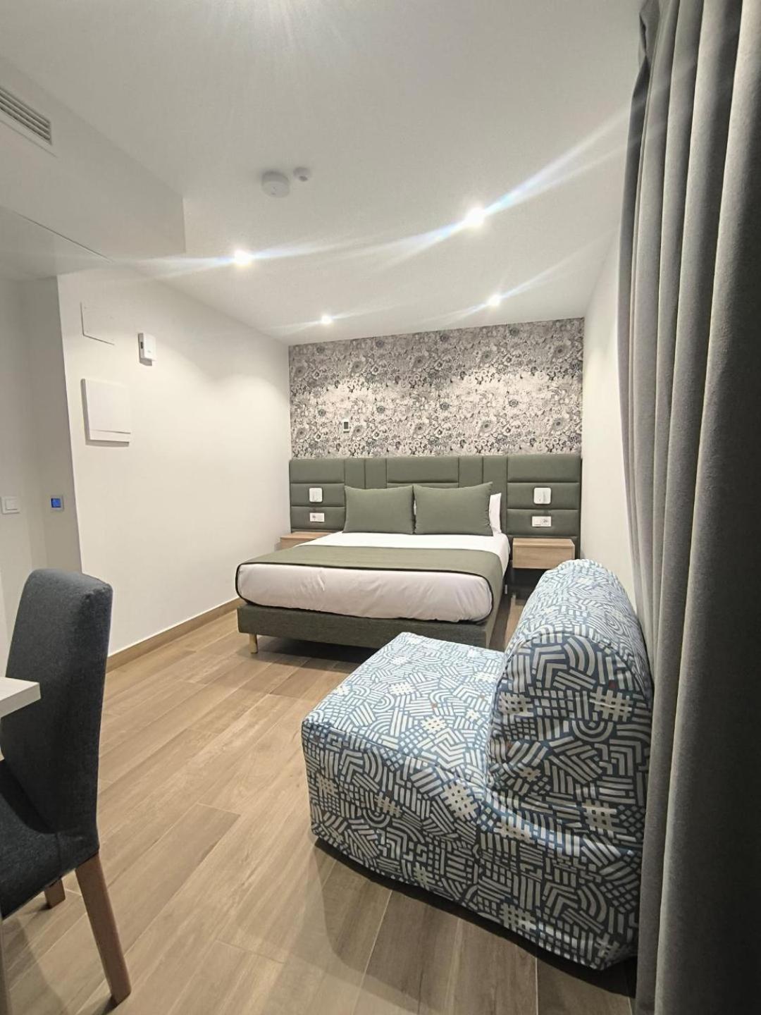 Hostal San Blas مدريد المظهر الخارجي الصورة