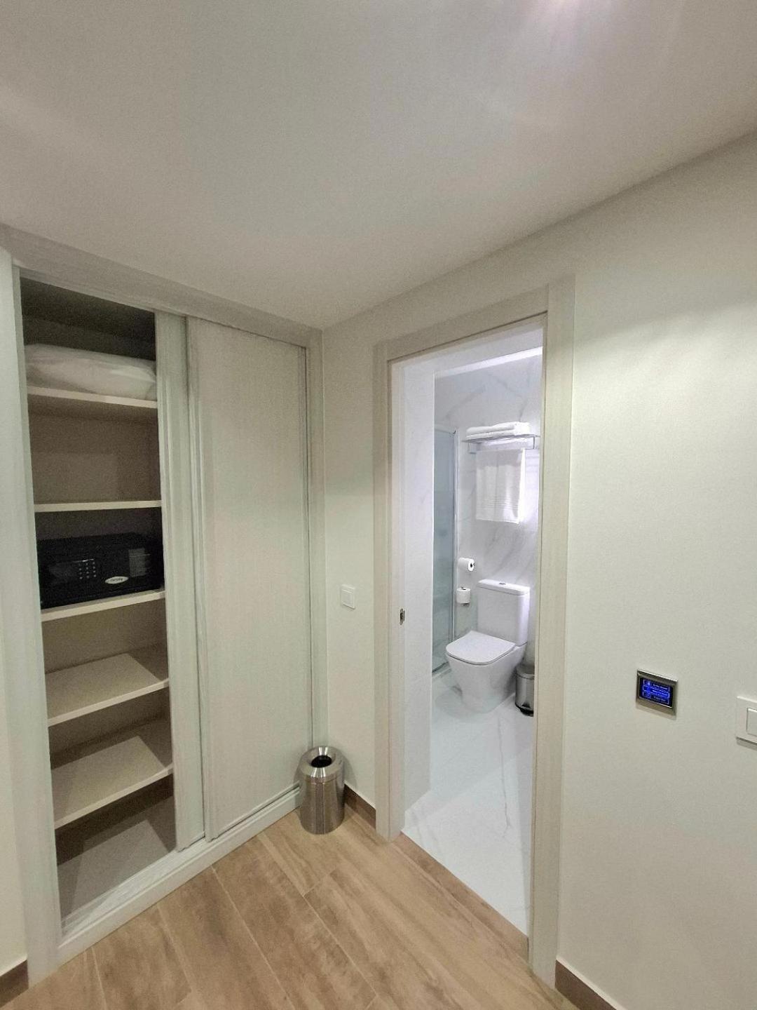 Hostal San Blas مدريد المظهر الخارجي الصورة
